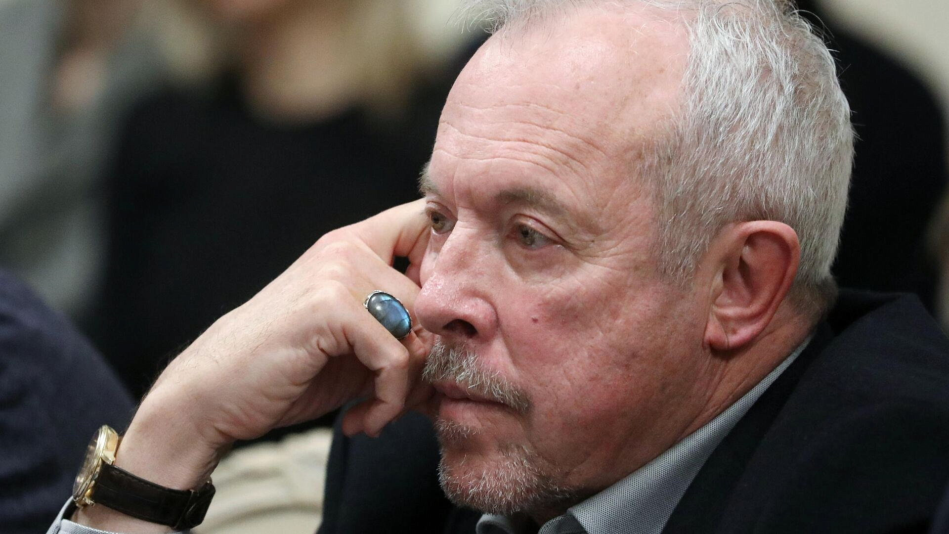 ��������� ������� �������� ����� ����������*