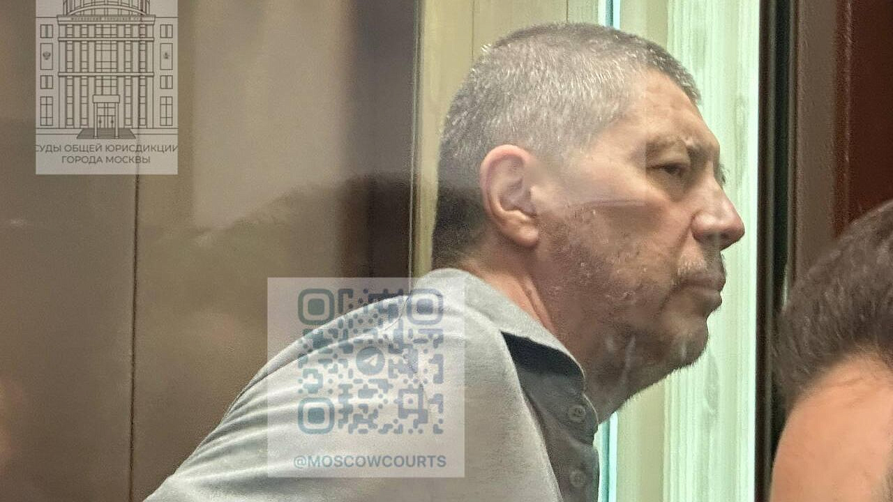 Около 700 компаний втянули в преступную схему экс-владельца "Югры"