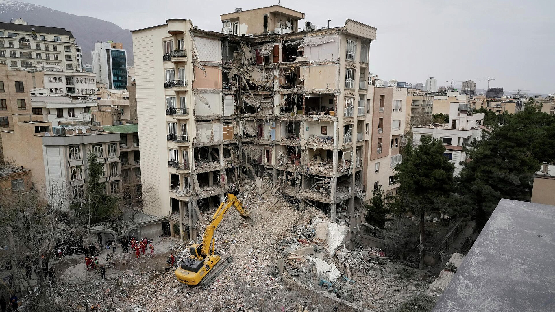 Белый дом заявил, что операция против Ирана продолжается