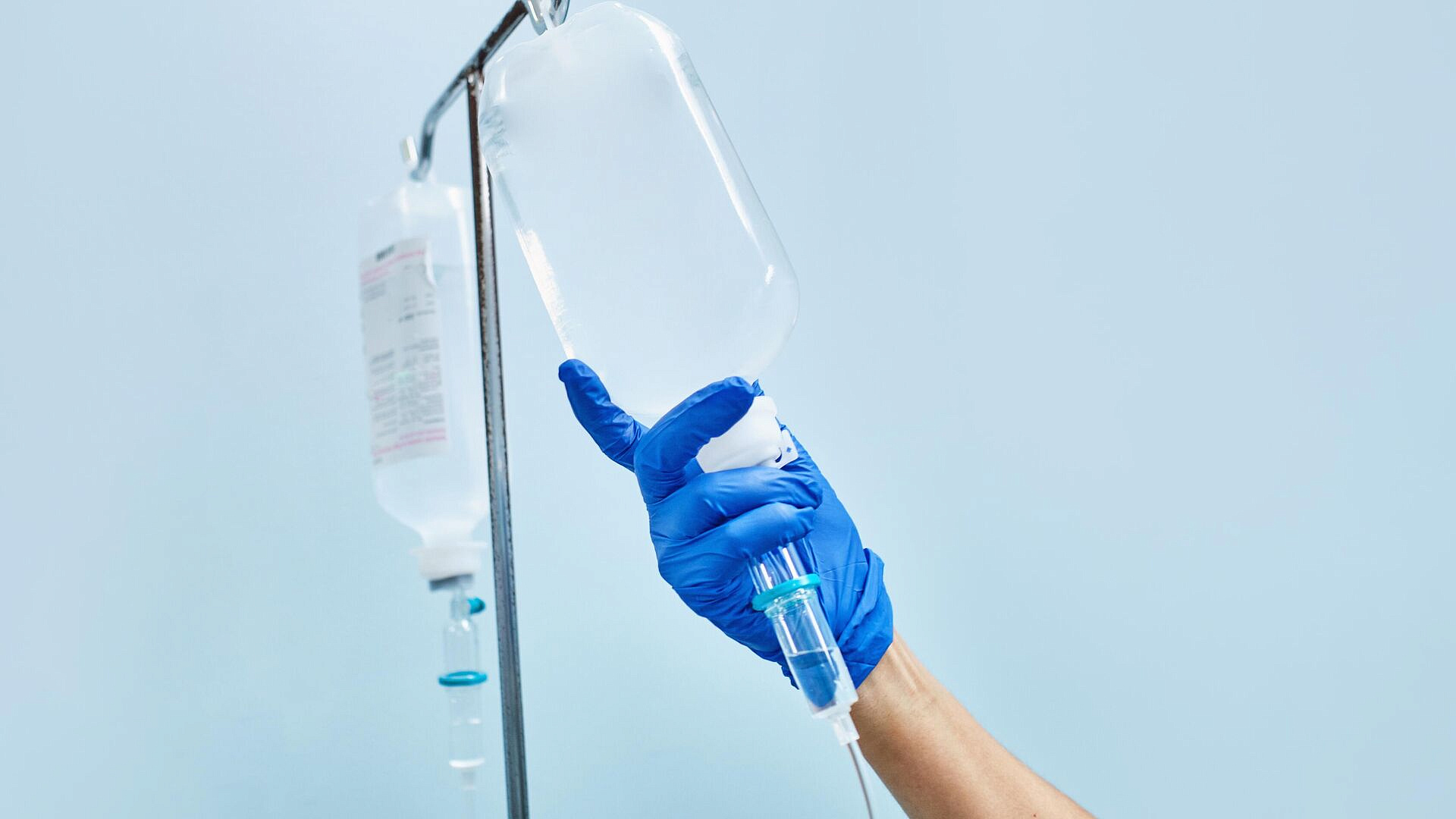 В Москве врачи спасли ребенка, у которого в желудке застряла оливка