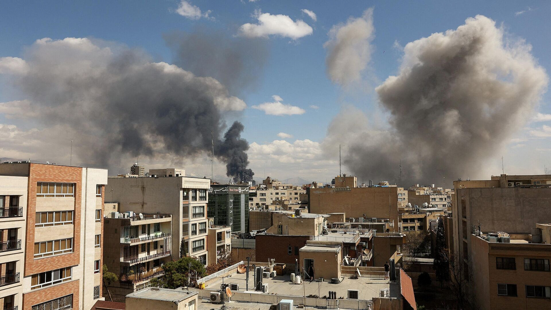 На Ближнем Востоке с 28 февраля погибли более 870 человек, пишут СМИ