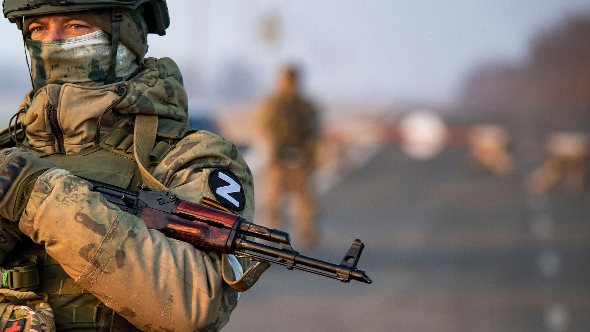 "Единая Россия" передала бойцам СВО системы РЭБ и дроны