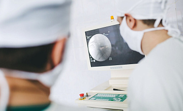 В мочевом пузыре у школьника из Москвы нашли пластилин размером с киви