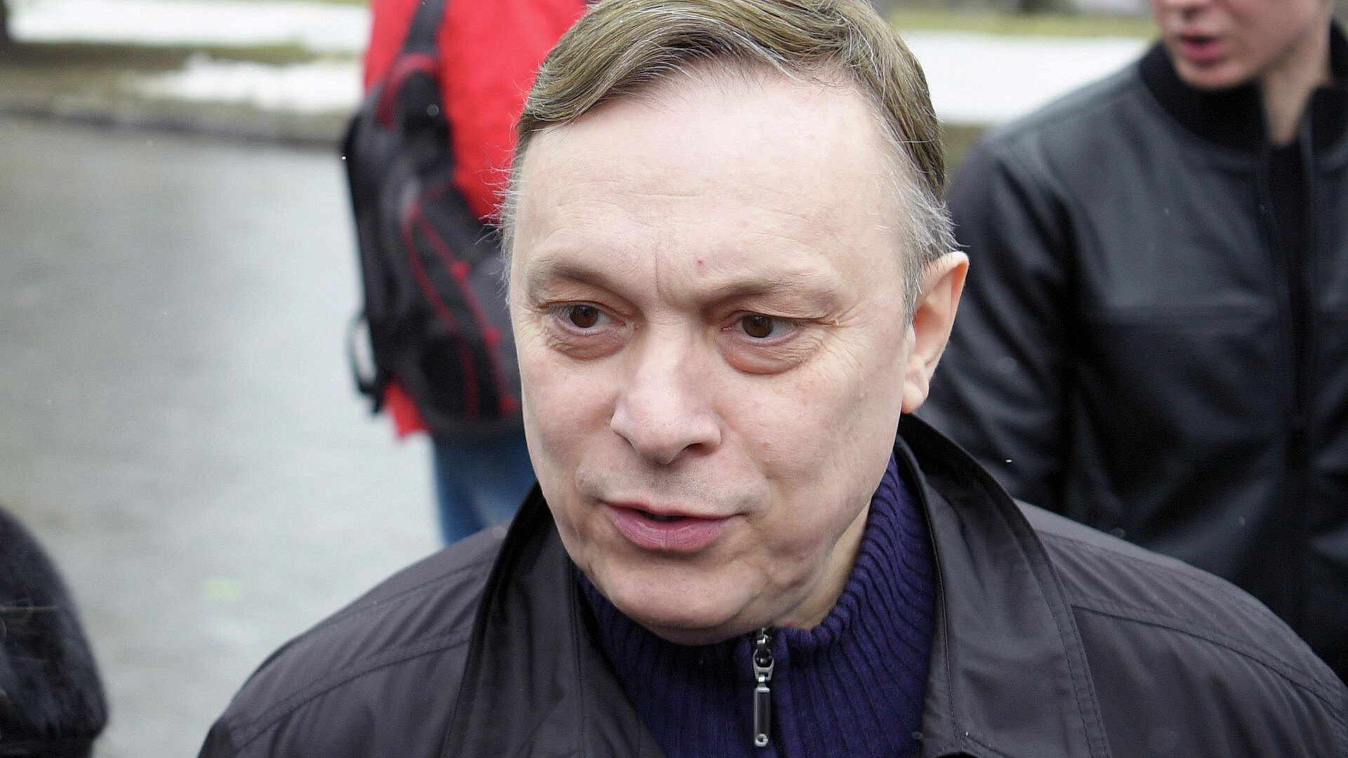 Продюсер Разин требовал с блогера Михеева пять миллионов рублей