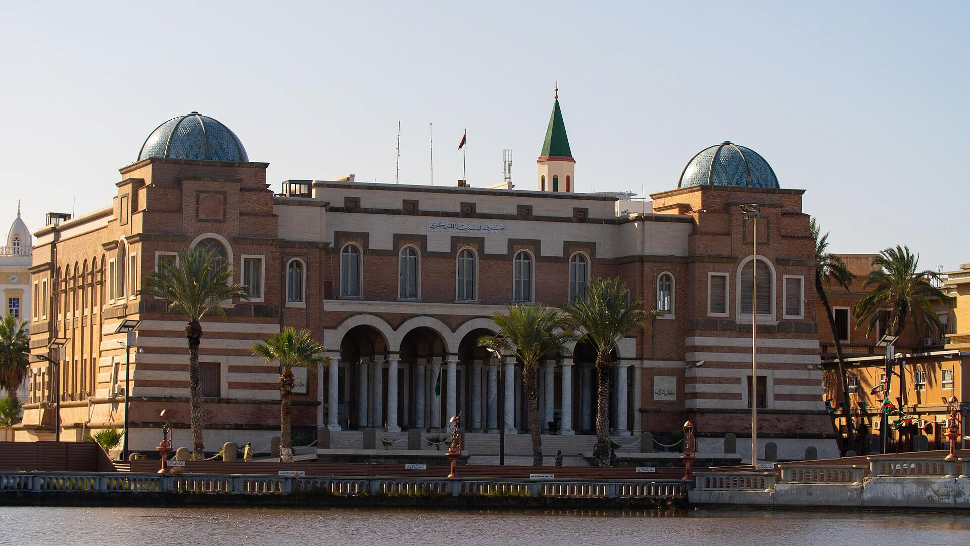 � ����� ������� � ������������ ���������� �� ���� ����� �� ���������� ���