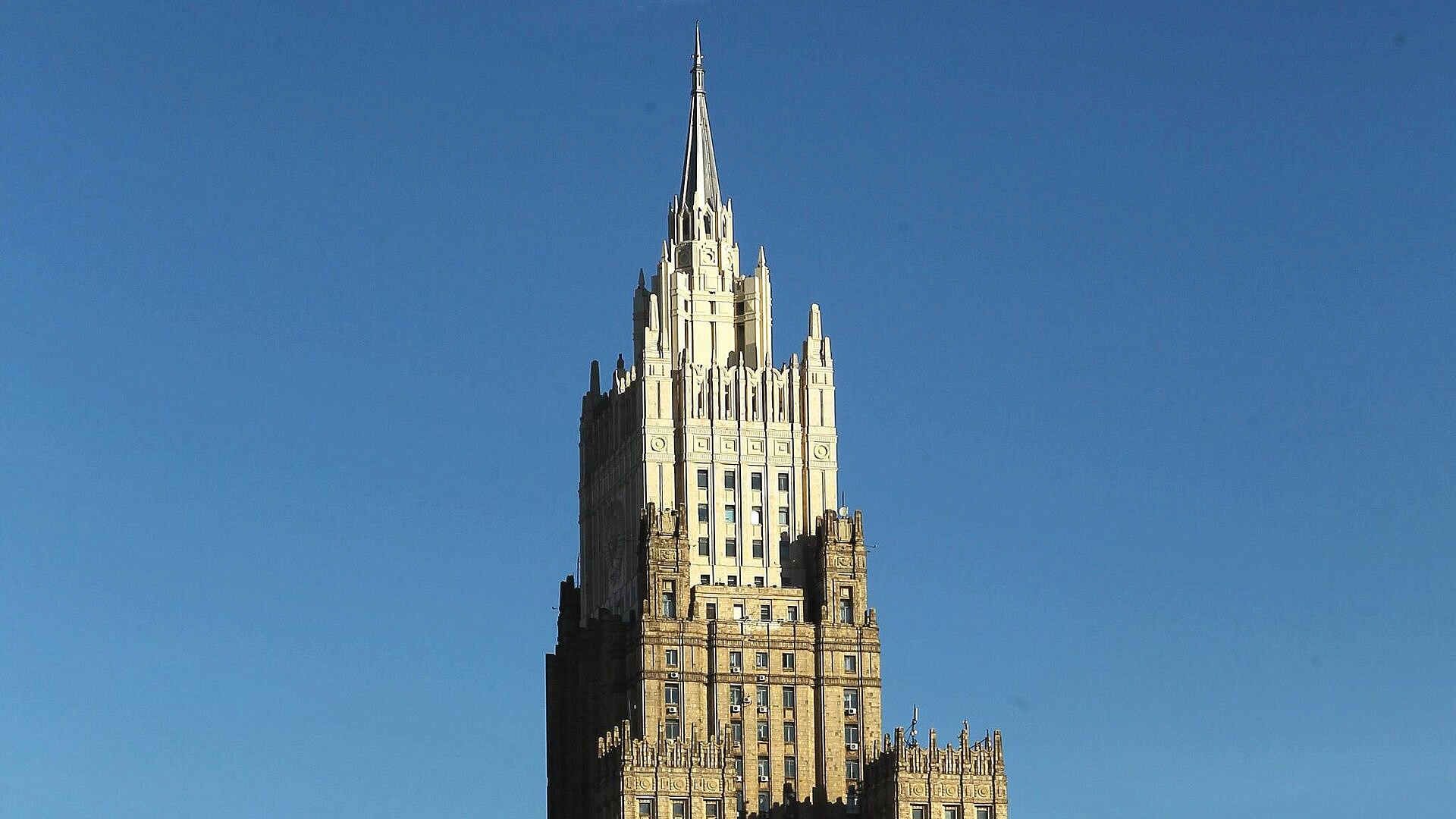 Достижение мира не является приоритетом для Киева, заявили в МИД