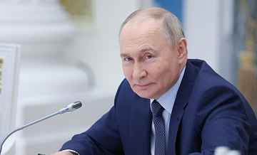 Путин рассказал, как появилось название программы "Время героев" Путин рассказал, как появилось название программы "Время героев"