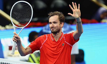 Медведев стал победителем турнира категории АТР 500 в Дубае