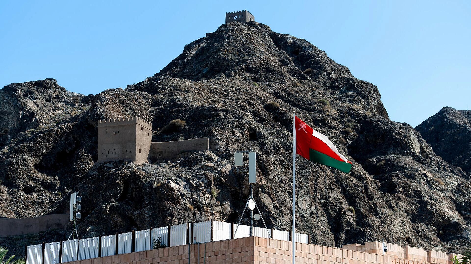 Танкер под флагом Палау подвергся атаке у берегов Омана