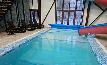 В Тобольске детей, отравившихся хлором в бассейне, выписали из больницы