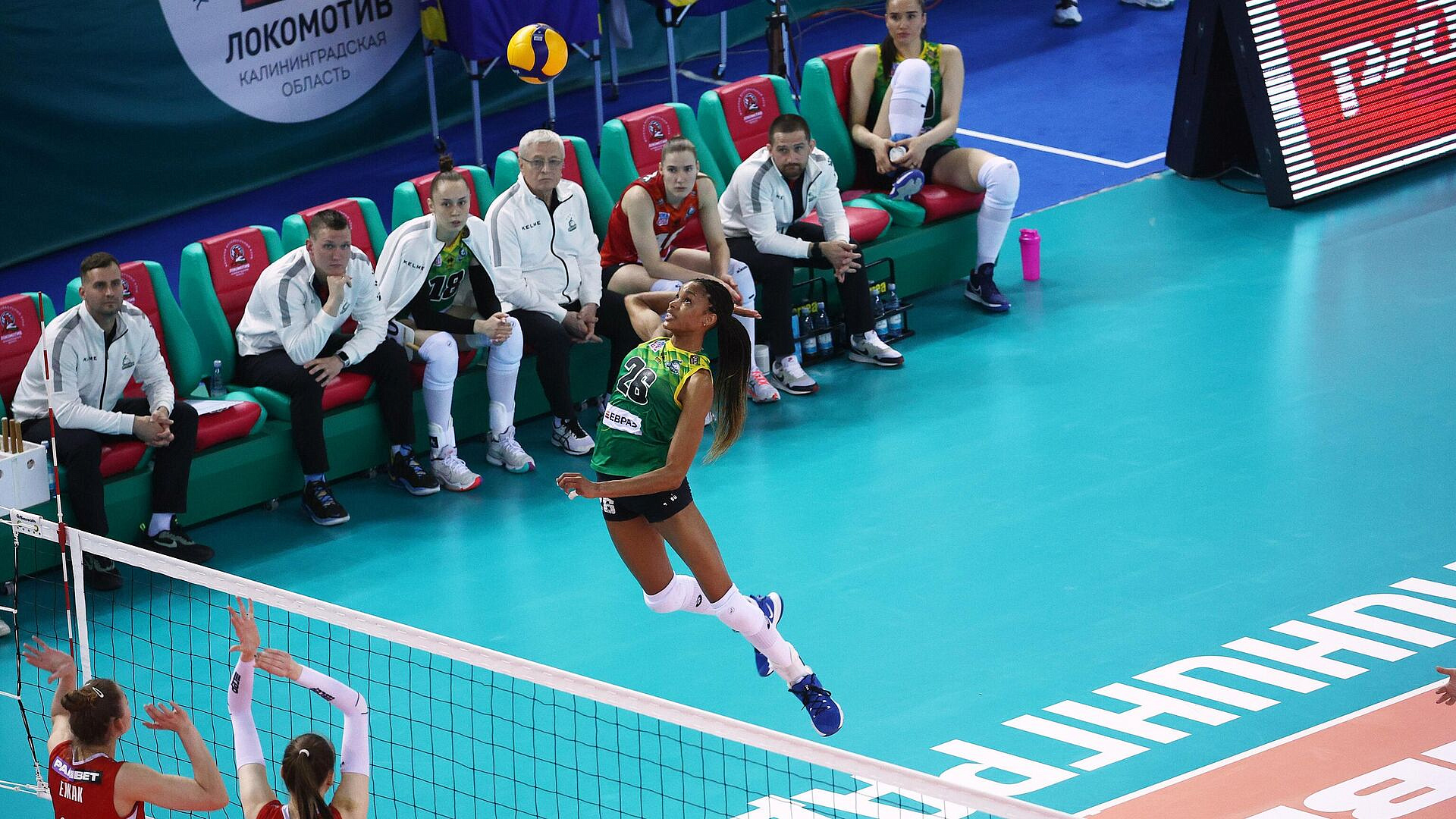 ������������� "��������-����" �������� "������" � ����� ���������� ������