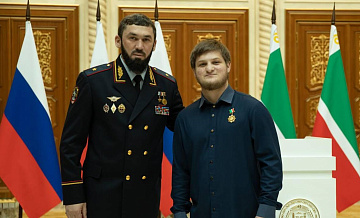 Ахмату Кадырову вручили орден и назначили на высокую должность