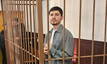 Суд продлил арест Аязу Шабутдинову