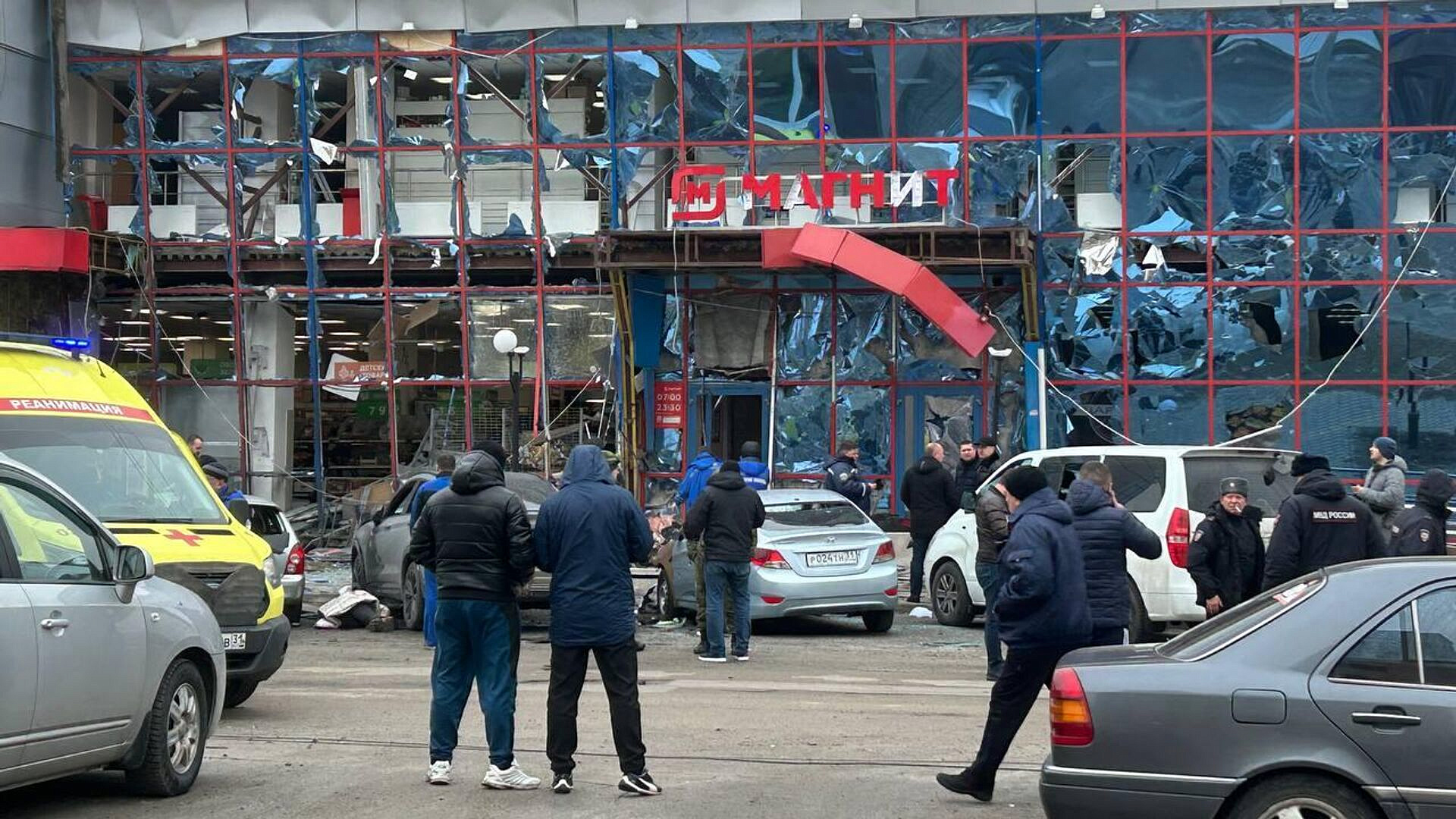 Жителей Белгорода, чье жилье повреждено при обстреле, разместят в гостинице