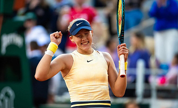 Мирра Андреева поднялась на седьмое место в чемпионской гонке WTA