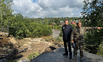 Губернатор Челябинской области приехал в подтопленный Еманжелинск