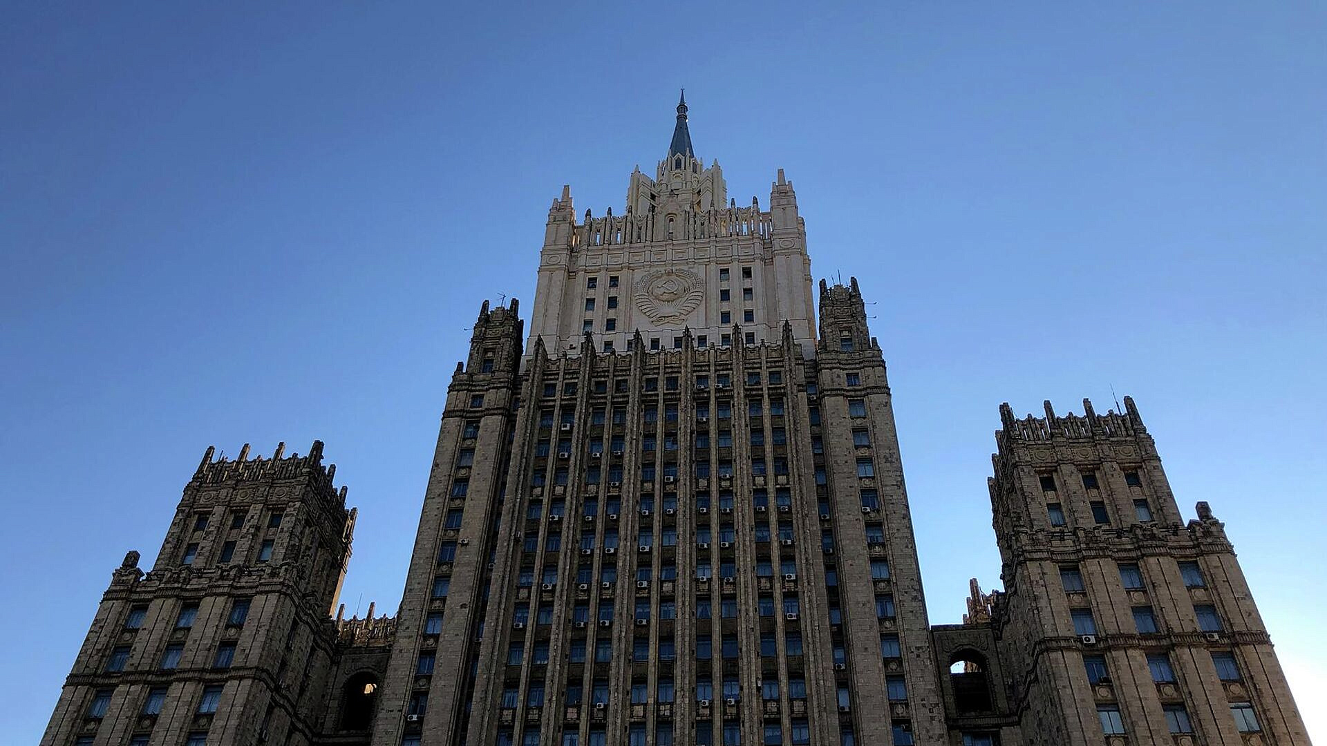 МИД будет сообщать ЦИК о наличии у кандидатов в ГД иностранного гражданства