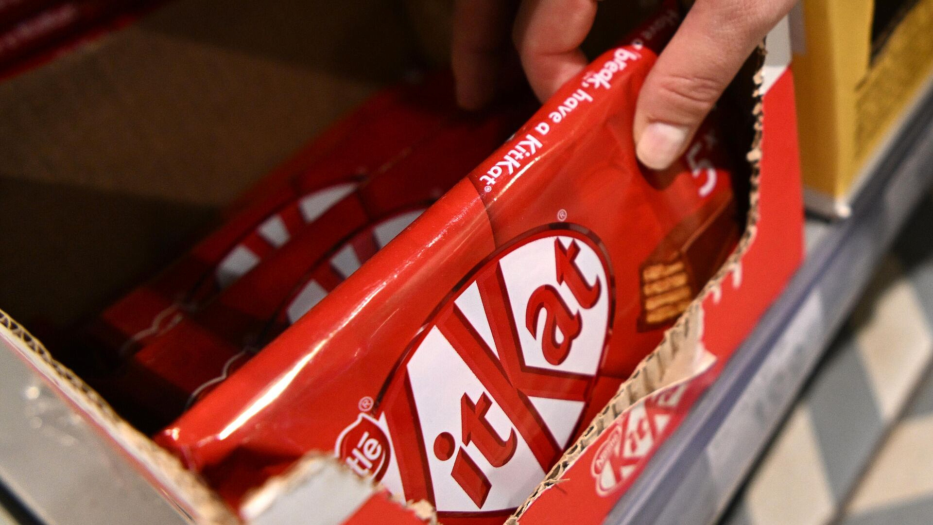  " "      KitKat