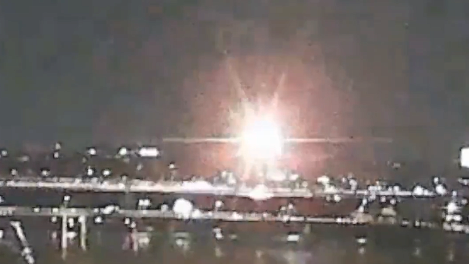 Мэриленд направил водолазов к месту крушения самолета под Вашингтоном