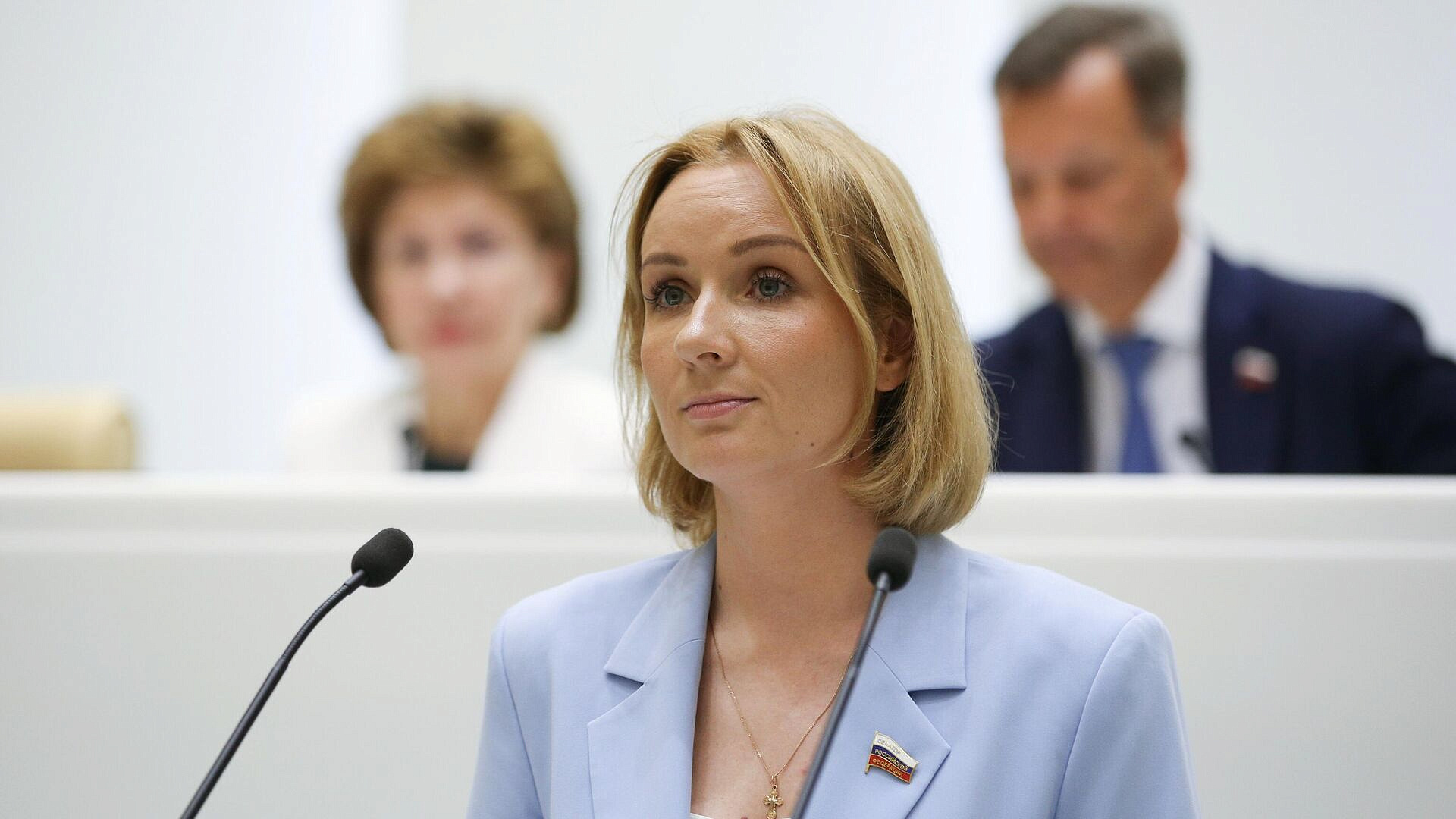 Львова-Белова рассказала о возвращении трех детей из Шри-Ланки