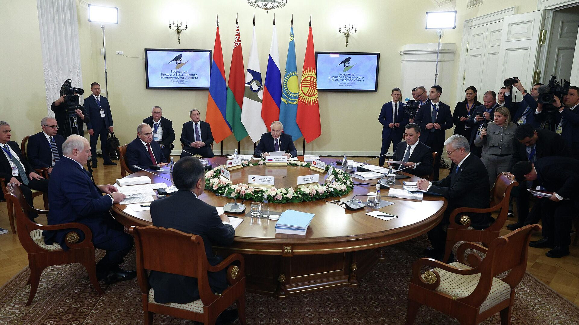 ���������� � �������� ����� ��� � ���� ������������ �� �����, ������� �����