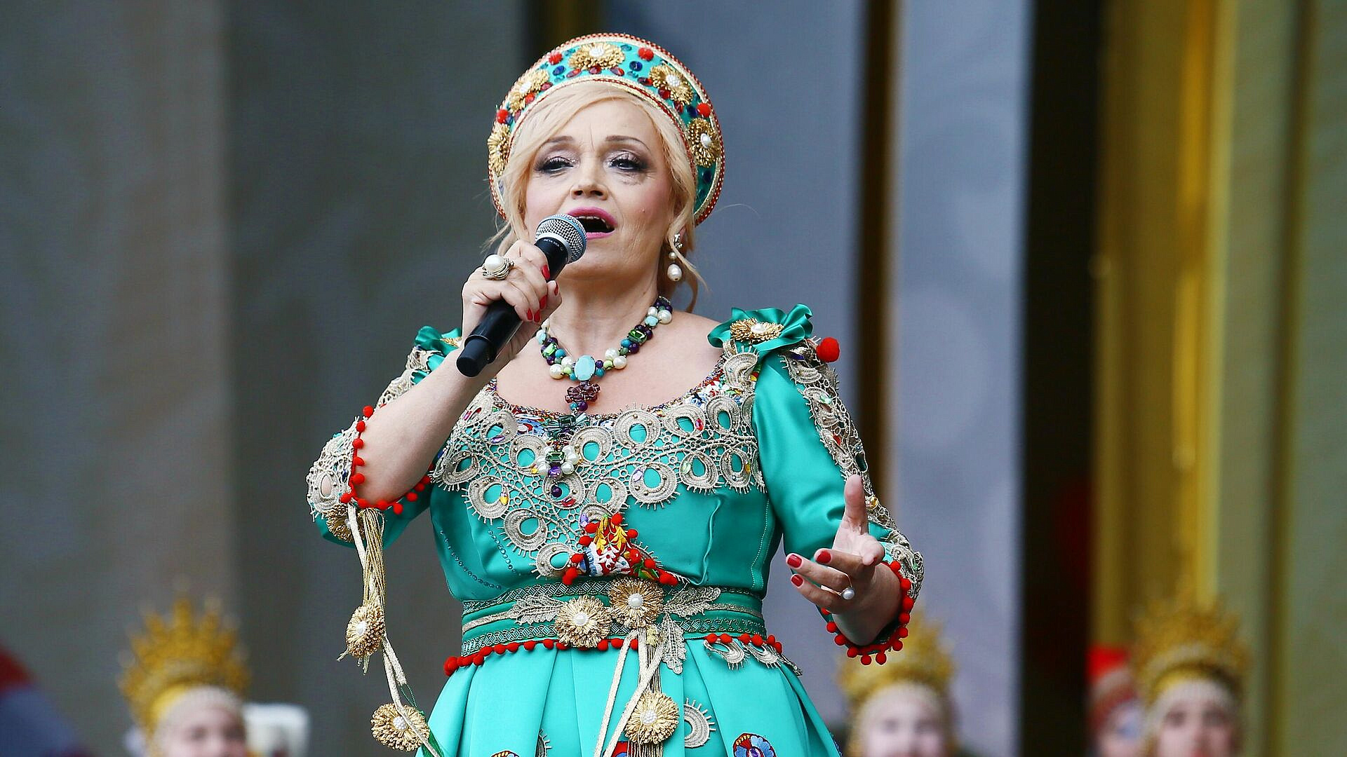 Компания, создающая спецэффекты, подала иск к театру Надежды Кадышевой