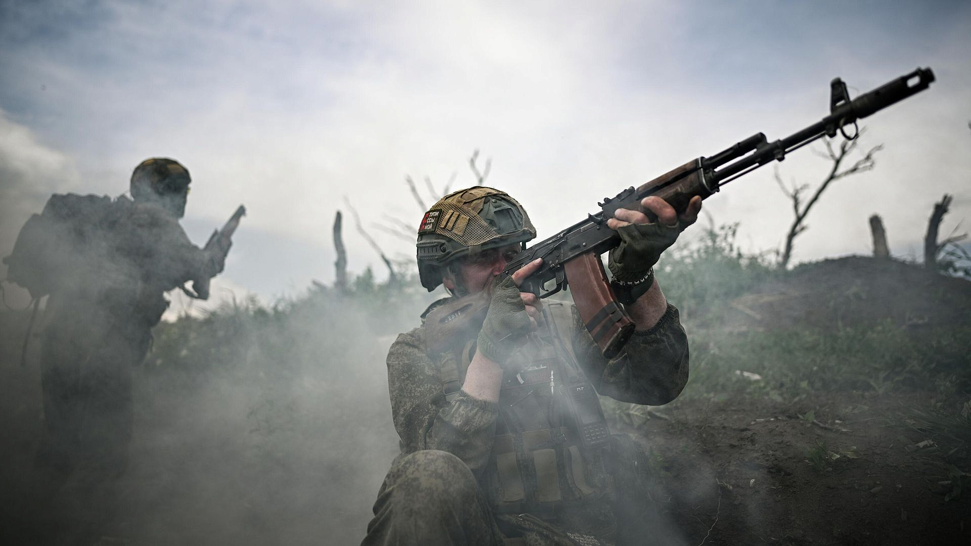 Боец в одиночку взял в плен троих боевиков ВСУ в Запорожской области