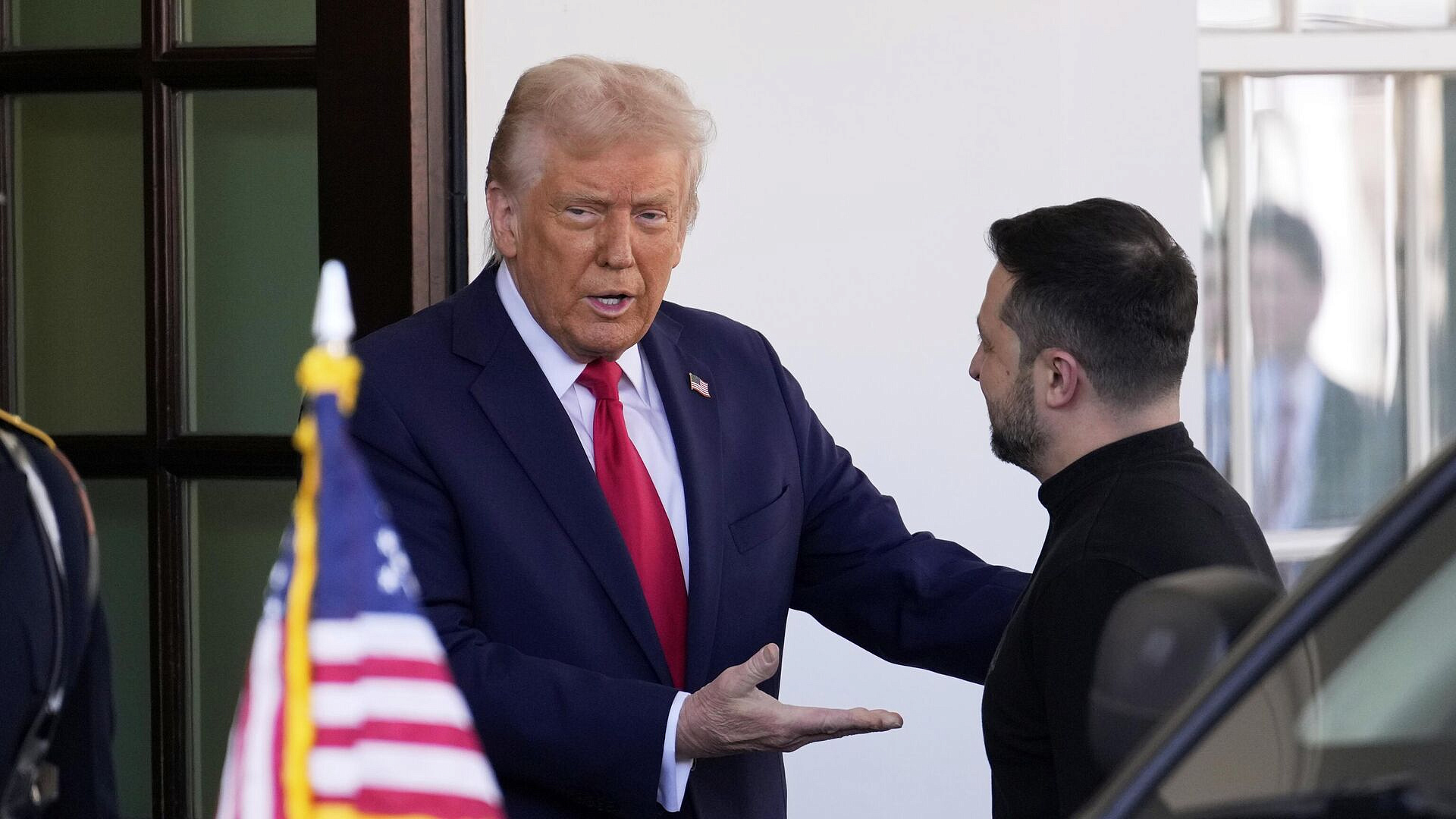 Зеленский встретился с Трампом на полях саммита НАТО, пишут СМИ Зеленский встретился с Трампом на полях саммита НАТО, пишут СМИ