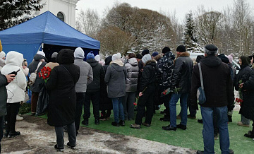 В Петербурге попрощались с убитым девятилетним мальчиком