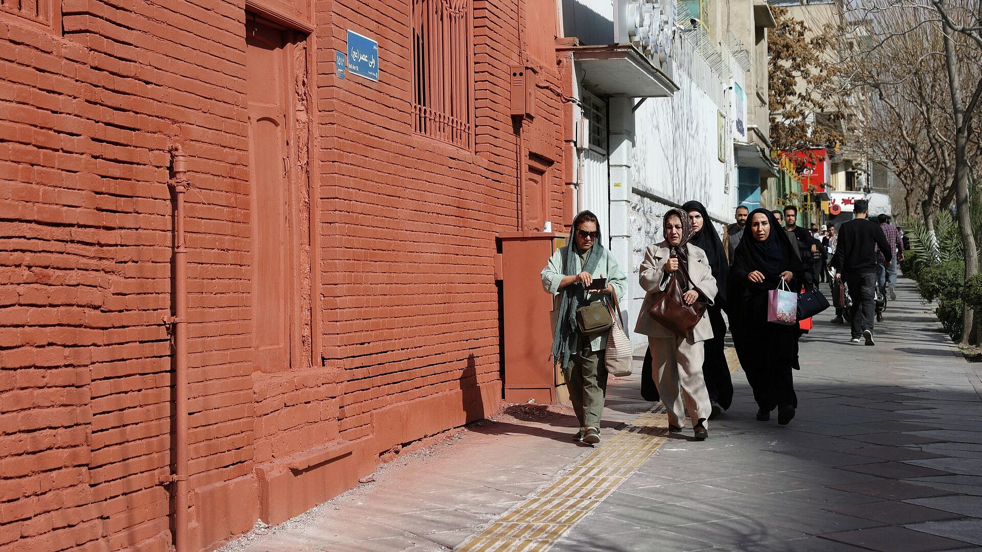 В РСТ оценили ситуацию с турпотоком из России в Иран и Израиль