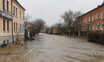 Мэр Орска рассказал о возможных вариантах отвода воды из жилых массивов