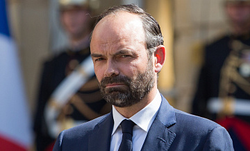 Экс-премьера Франции переизбрали мэром Гавра