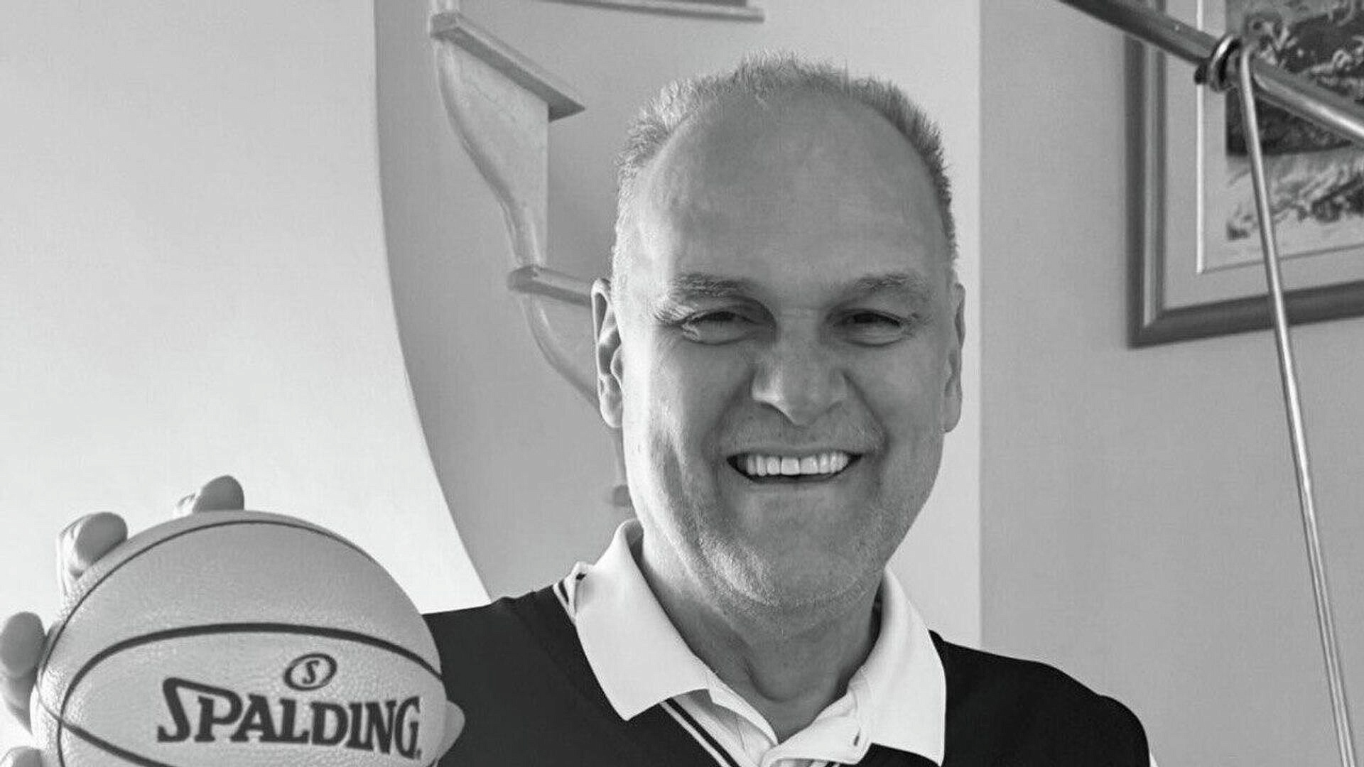 FIBA выразила соболезнования в связи со смертью Шмидта