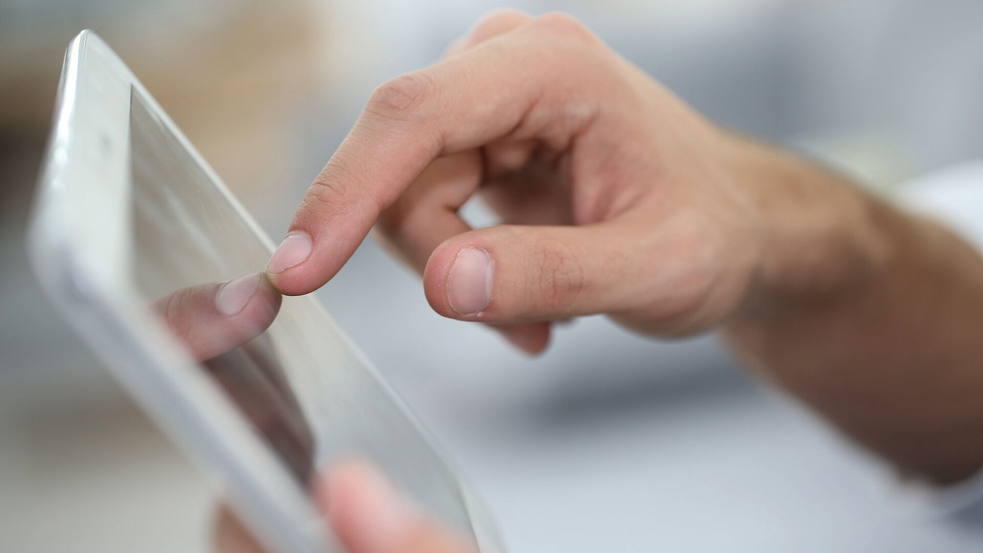 Приложение Т-банка стало доступно в App Store Приложение Т-банка стало доступно в App Store