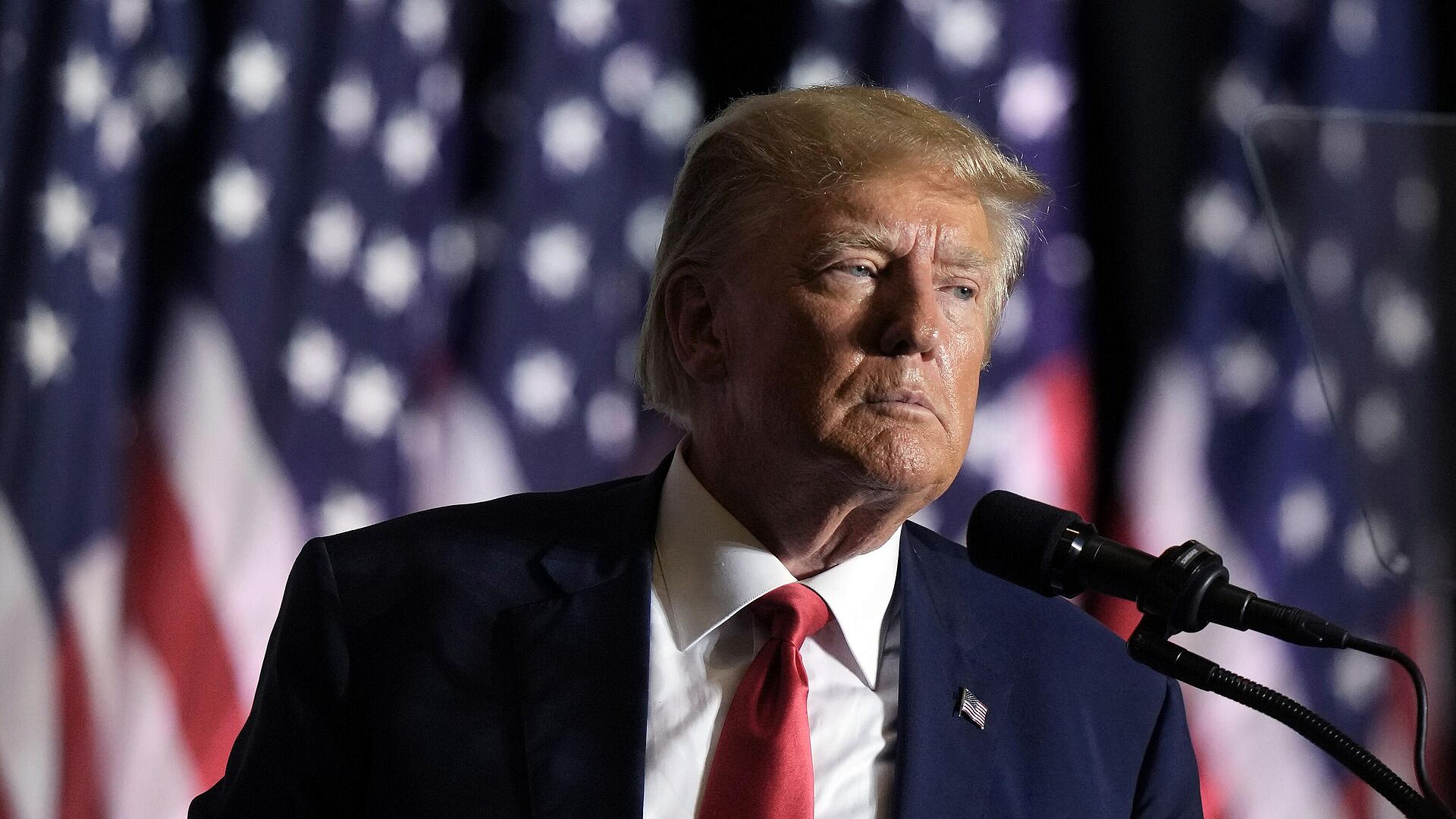 Meta* выплатит Трампу компенсацию за блокировку его аккаунтов, пишут СМИ