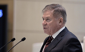 В Кремле пока не ответили, посетит ли Путин похороны главы Верховного суда