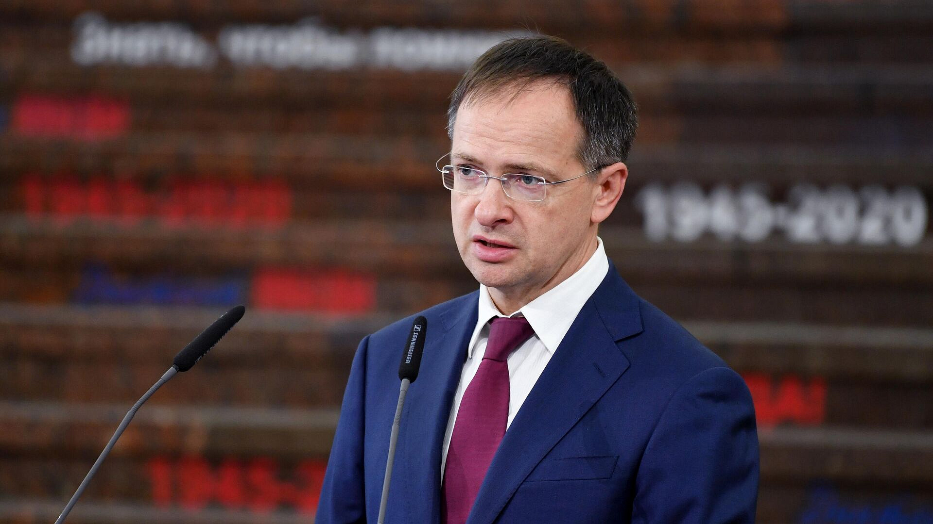 В Европе правят потомки нацистов и предателей, заявил Мединский