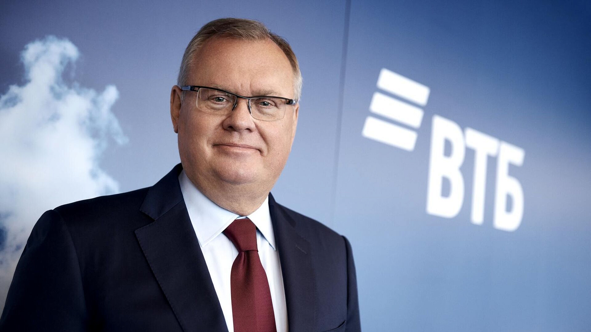 СМИ: глава ВТБ предложил неожиданное пари СМИ: глава ВТБ предложил неожиданное пари