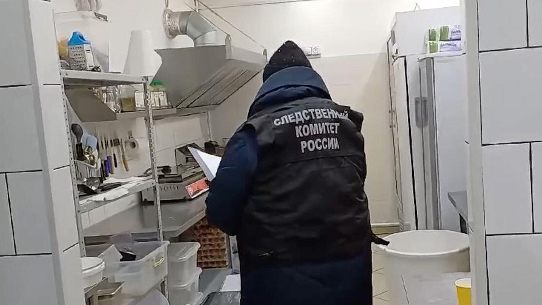 В Перми задержали владельца кафе, где отравились более 30 человек