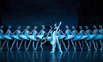 "Лебединое озеро" заиграло на "радиостанции Судного дня"