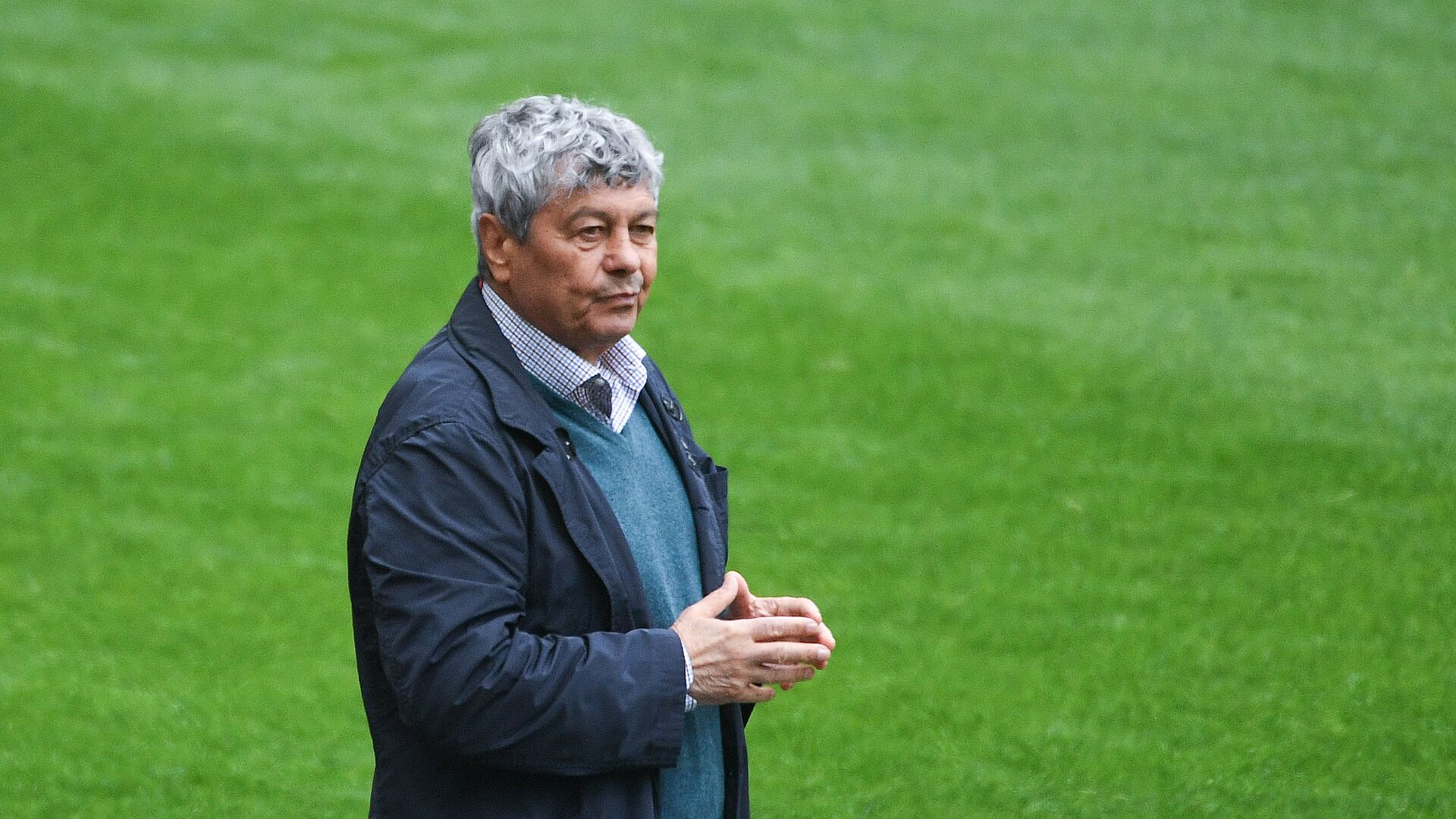 Луческу покинул пост главного тренера сборной Румынии