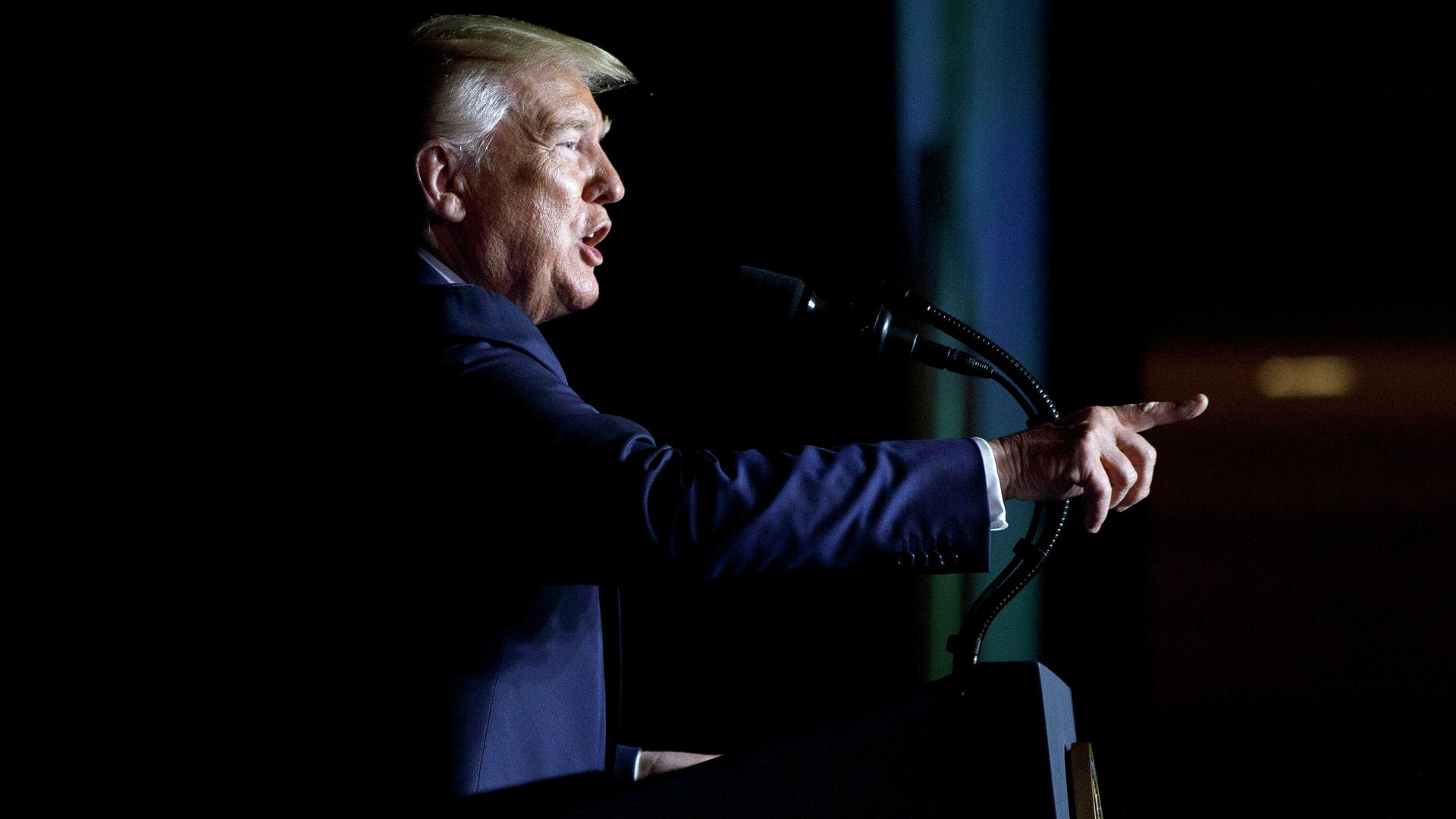 Трамп на День независимости обещал отстаивать всеобщее право на оружие