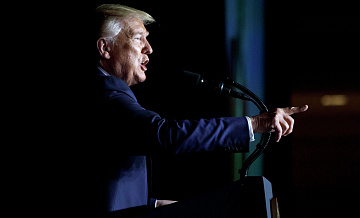 Трамп на День независимости обещал отстаивать всеобщее право на оружие
