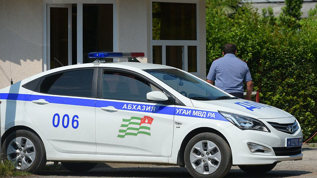 В Абхазии задержали троих россиян, подозреваемых в терроризме