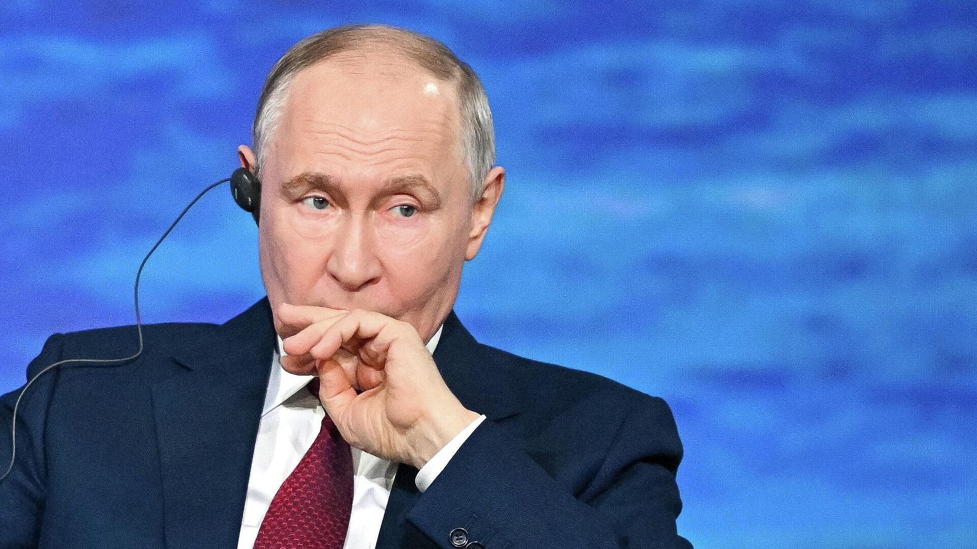 Путин назвал регионы, где успешно работают с объектами культурного наследия