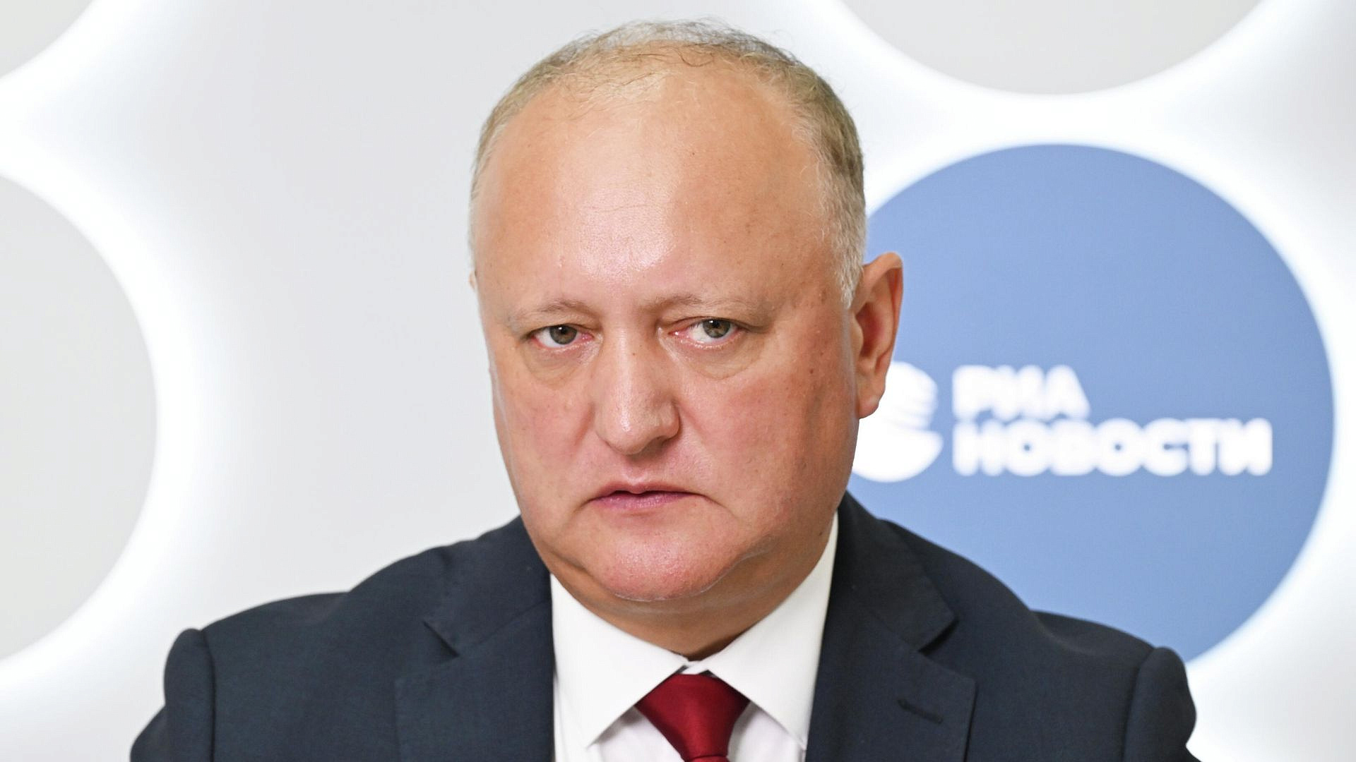 Додон обвинил правящую партию Молдавии в несоблюдении конституции