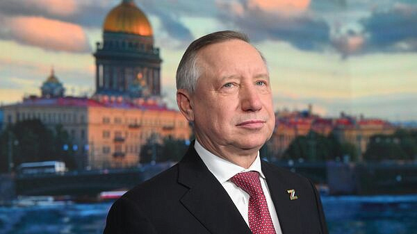 Губернатор Петербурга проголосовал на президентских выборах