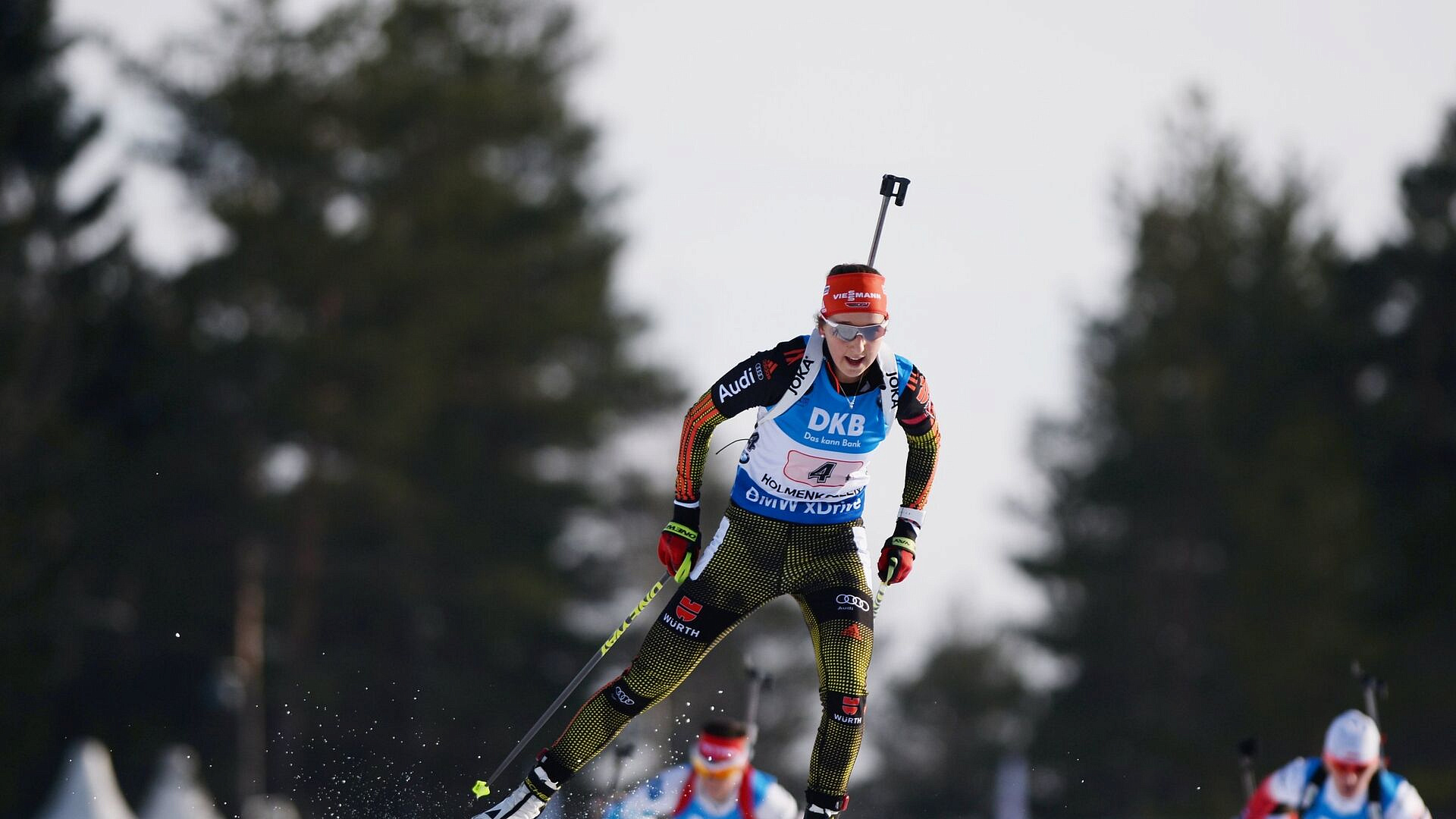 ����� ��������� ������������ � ������ �� ������ ����������� ���� � ��������