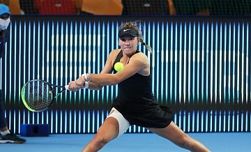 Селехметьева не смогла выйти во второй круг турнира в Абу-Даби