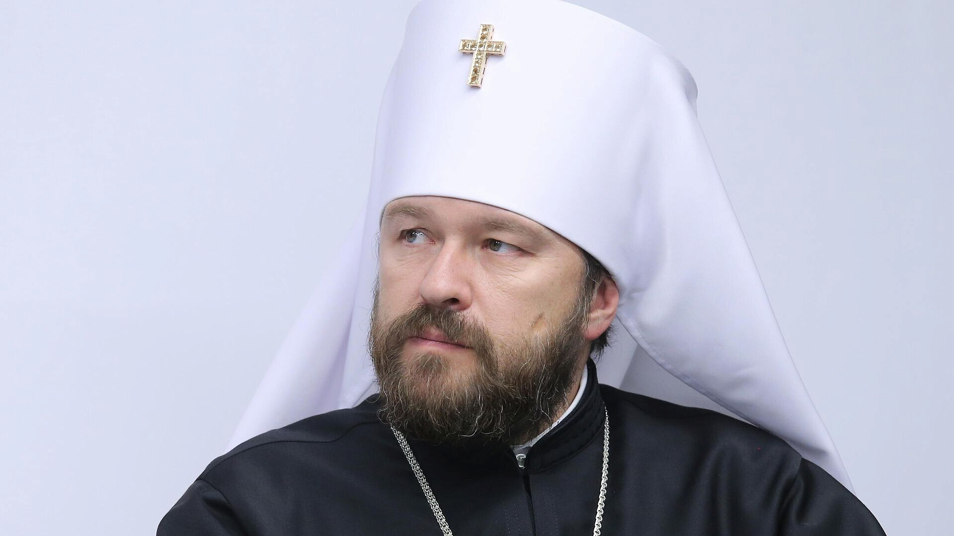 Митрополит Иларион поблагодарил адвоката и прокурора